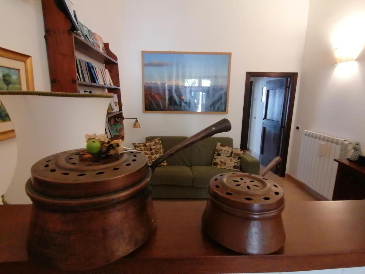 Il Sorriso Apartment Orvinio Exterior photo